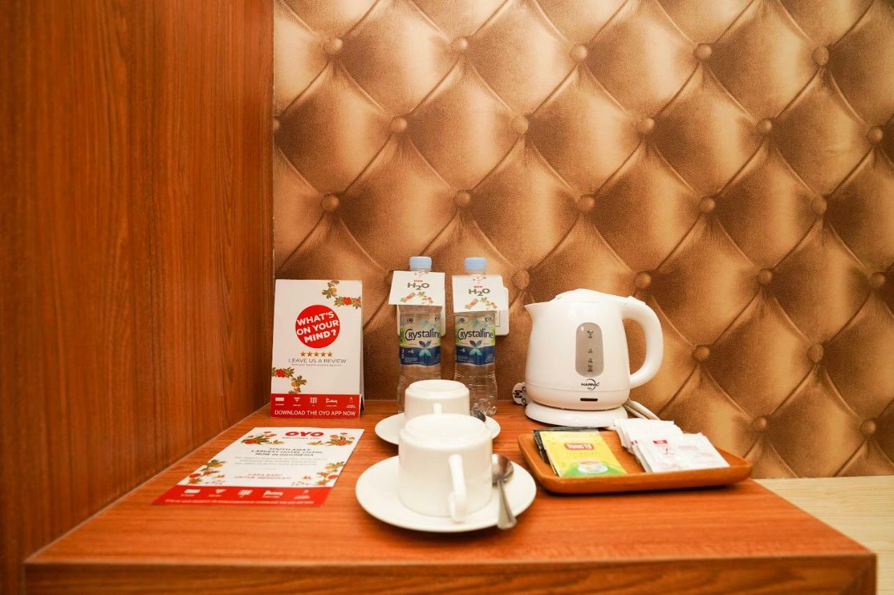 Oyo 1330 Hotel Cahaya 3 Brebek Luaran gambar