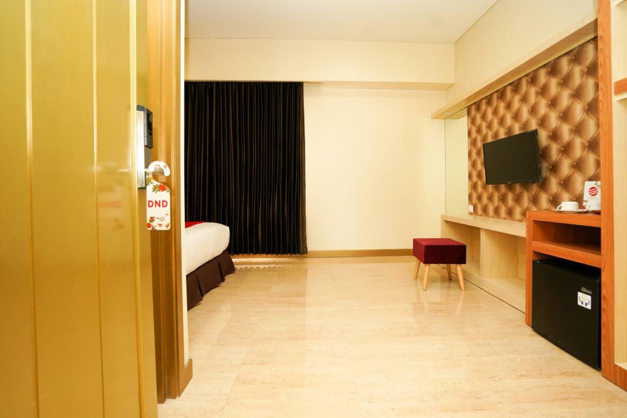 Oyo 1330 Hotel Cahaya 3 Brebek Luaran gambar