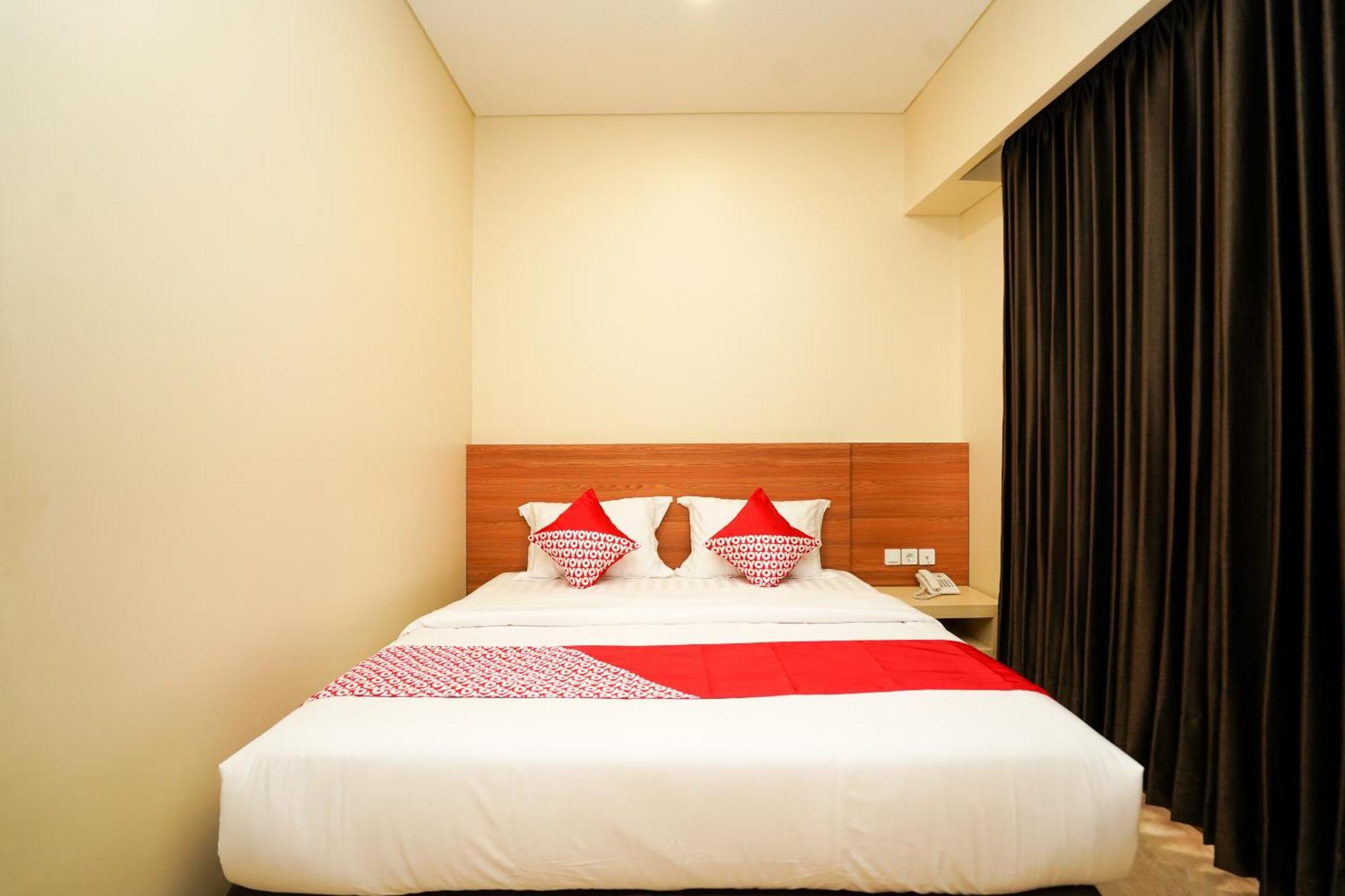 Oyo 1330 Hotel Cahaya 3 Brebek Luaran gambar
